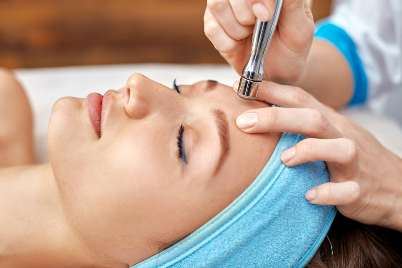 ultrasonic face cleaning, peeling, in a beauty salon
